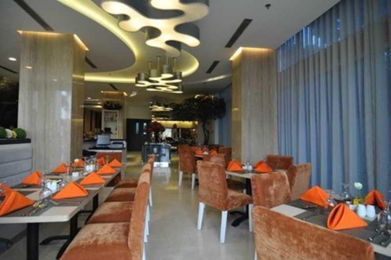 Gp Mega Kuningan Jakarta Exteriör bild